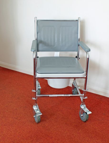Cost of Commode Replacement in Lenoir City