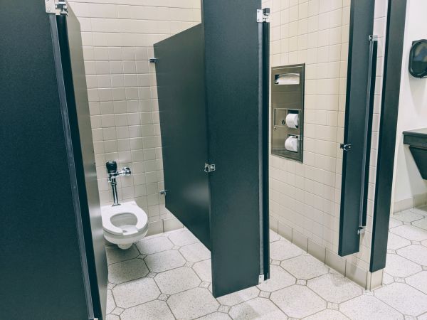 Cost of Commercial Toilet Installation in Lenoir City